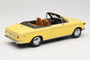 BMW 2002 Cabriolet Bright Green Minichamps 1:18 80430145820 Diecast — photo 3 of 8
