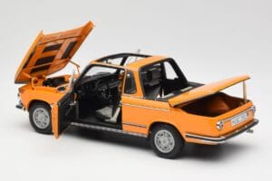 BMW 2002 E10 Cabriolet Colorado Orange AUTOart 1:18 80430300713 Diecast — photo 5 of 8
