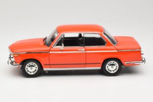 BMW 2002 E10 ti Orange Anson 1:18 30386 Diecast — photo 4 of 8