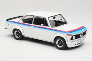 BMW 2002 E10 Turbo White MCG 1:18 MCG18408-R Diecast — photo 4 of 6