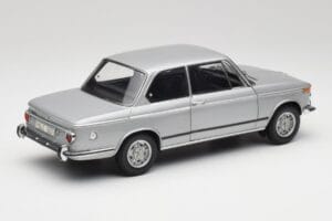 BMW 2002 Tii Polaris Silver AUTOart 1:18 80430146517 Diecast — photo 3 of 8