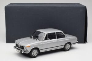 BMW 2002 Tii Polaris Silver AUTOart 1:18 80430146517 Diecast — photo 8 of 8