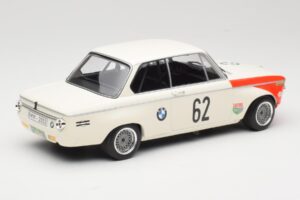 BMW 2002 tiK BMW AG #1 H. Hahne / D. Quester Class Winner Guards International 6 Hours Brands Hatch 1969 Minichamps 1:18 1556 — photo 2 of 6