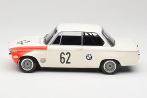BMW 2002 tiK BMW AG #1 H. Hahne / D. Quester Class Winner Guards International 6 Hours Brands Hatch 1969 Minichamps 1:18 1556 — photo 3 of 6
