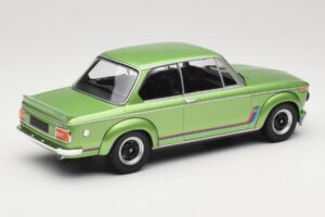 BMW 2002 Turbo Green Metallic Minichamps 1:18 155026206 Diecast — photo 2 of 6