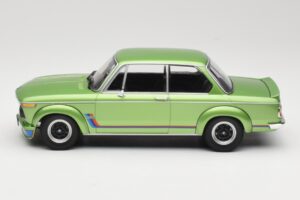 BMW 2002 Turbo Green Metallic Minichamps 1:18 155026206 Diecast — photo 3 of 6