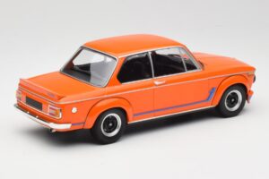 BMW 2002 Turbo Orange Minichamps 1:18 155026202 Diecast — photo 2 of 6