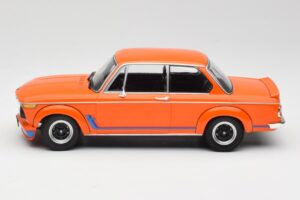 BMW 2002 Turbo Orange Minichamps 1:18 155026202 Diecast — photo 3 of 6