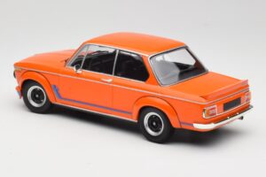 BMW 2002 Turbo Orange Minichamps 1:18 155026202 Diecast — photo 5 of 6