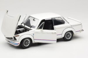 BMW 2002 Turbo E10 White Anson 1:18 30393 Diecast — photo 2 of 8