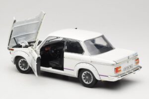 BMW 2002 Turbo E10 White Anson 1:18 30393 Diecast — photo 5 of 8