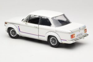 BMW 2002 Turbo E10 White Anson 1:18 30393 Diecast — photo 7 of 8