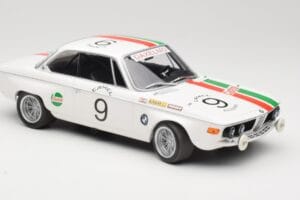 BMW 2800 CS E9 #9 Castrol BMW T. Moorkens / E. Haxhe 24 Hours of Spa 1971 Minichamps 1:18 155712709 Diecast — photo 4 of 6