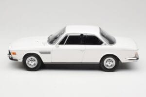 BMW 2800 CS E9 White Minichamps 1:18 155028030 Diecast — photo 3 of 6