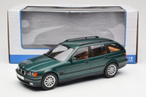 BMW 3 Series E36 Touring Green Metallic MCG 1:18 MCG18366 Diecast — photo 6 of 6