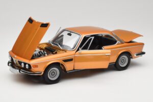 BMW 3.0 CSi E9 Gold Metallic Minichamps 1:18 180029027 Diecast — photo 2 of 8