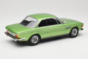 BMW 3.0 CSi E9 Green Metallic Minichamps 1:18 155028034 Diecast — photo 2 of 6