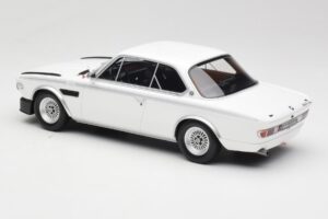 BMW 3.0 CSL E9 Chamonix White Otto 1:18 OT1145 Resin — photo 5 of 6