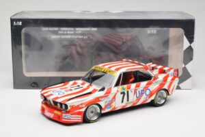 BMW 3.0 CSL E9 #71 Luigi Racing P. Xhenceval / J. Dieudonné 24 Hours of Le Mans 1977 Minichamps 1:18 155772571 Diecast — photo 6 of 6