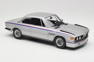 BMW 3.0 CSL E9 Polaris Silver Minichamps 1:18 155028135 Diecast — photo 4 of 6