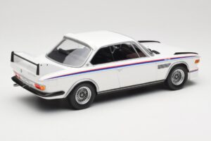 BMW 3.0 CSL E9 White Minichamps 1:18 155028136 Diecast — photo 2 of 6