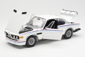 BMW 3.0 CSL E9 With Spoiler Set White Minichamps 1:18 180029021 Diecast — photo 2 of 8