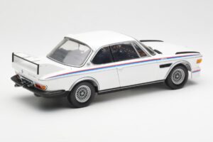 BMW 3.0 CSL E9 With Spoiler Set White Minichamps 1:18 180029021 Diecast — photo 3 of 8