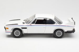 BMW 3.0 CSL E9 With Spoiler Set White Minichamps 1:18 180029021 Diecast — photo 4 of 8