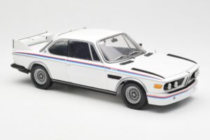 BMW 3.0 CSL E9 With Spoiler Set White Minichamps 1:18 180029021 Diecast — photo 6 of 8