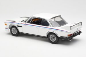BMW 3.0 CSL E9 With Spoiler Set White Minichamps 1:18 180029021 Diecast — photo 7 of 8
