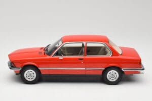 BMW 316 E21 Red Minichamps 1:18 107024100 Resin — photo 3 of 6