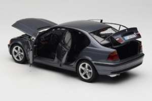 BMW 318i E46 Grey Metallic Dealer Edition UT Models 1:18 80430028459 Diecast — photo 5 of 8