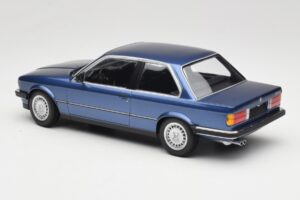 BMW 323i E30 Blue Metallic Minichamps 1:18 155026002 Diecast — photo 5 of 6