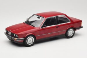 BMW 323i E30 Carmine Minichamps 1:18 155026008 Diecast