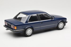 BMW 323i E30 Saturn Blue Minichamps 1:18 155026009 Diecast — photo 2 of 6
