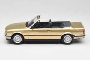 BMW 325i E30 Cabriolet Beige MCG 1:18 MCG18544 Diecast — photo 3 of 6