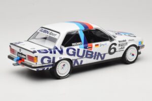 BMW 325i E30 #6 Gubin Sport V. Strycek DTM 1986 Minichamps 1:18 155862606 Diecast — photo 2 of 6