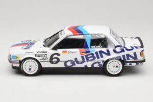 BMW 325i E30 #6 Gubin Sport V. Strycek DTM 1986 Minichamps 1:18 155862606 Diecast — photo 3 of 6