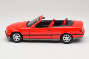 BMW 325i E36 Convertible Red Maisto 1:18 50229 Diecast — photo 4 of 8