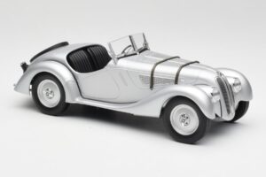 BMW 328 Silver Minichamps 1:18 155025030 Diecast — photo 4 of 6