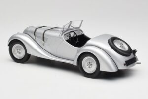 BMW 328 Silver Minichamps 1:18 155025030 Diecast — photo 5 of 6