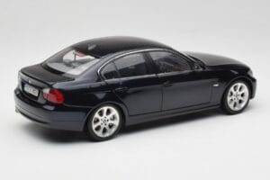 BMW 330i E46 Black Kyosho 1:18 08731RB Diecast — photo 3 of 8