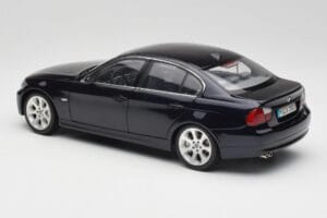 BMW 330i E46 Black Kyosho 1:18 08731RB Diecast — photo 7 of 8