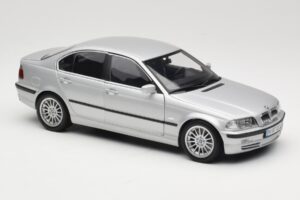 BMW 330i E46 Silver UT 1:18 80430302328 Diecast — photo 6 of 8