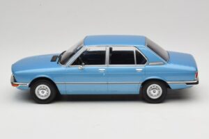 BMW 5 Series E12 Blue MCG 1:18 MCG18541 Diecast — photo 3 of 6