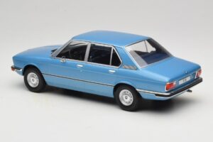 BMW 5 Series E12 Blue MCG 1:18 MCG18541 Diecast — photo 5 of 6