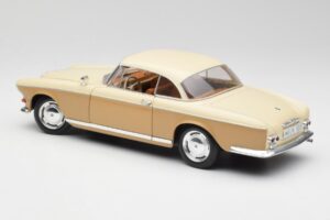 BMW 503 Beige Revell 1:18 8832 Diecast — photo 7 of 8