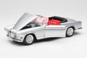 BMW 503 Silver Revell 1:18 18787 Diecast — photo 2 of 8