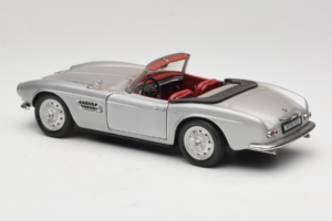 BMW 507 Cabriolet Silver Revell 1:18 8829 Diecast — photo 7 of 8