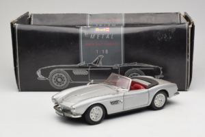 BMW 507 Cabriolet Silver Revell 1:18 8829 Diecast — photo 8 of 8